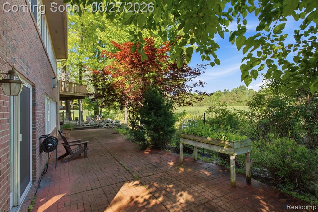 9015 Huron Bluffs Drive Property Photo 56