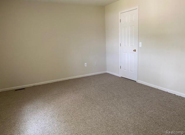 2979 Lovington Dr. Property Photo 9