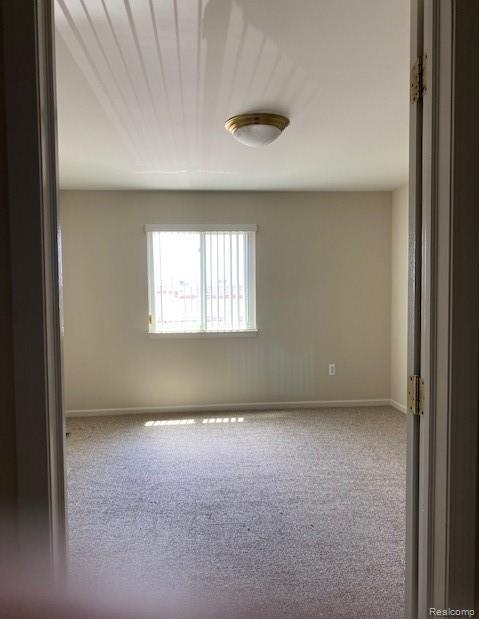 2979 Lovington Dr. Property Photo 13