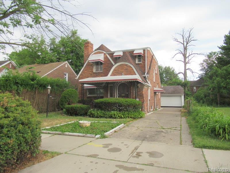 4650 Devonshire Road Property Photo 4