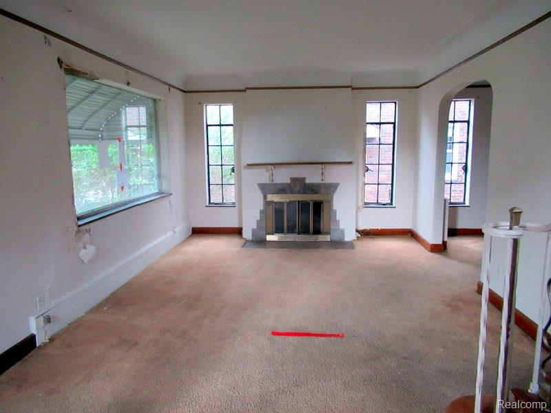 4650 Devonshire Road Property Photo 6
