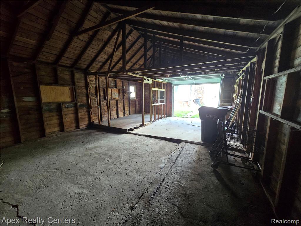 7671 - 7675 Evergreen Avenue Property Photo 18