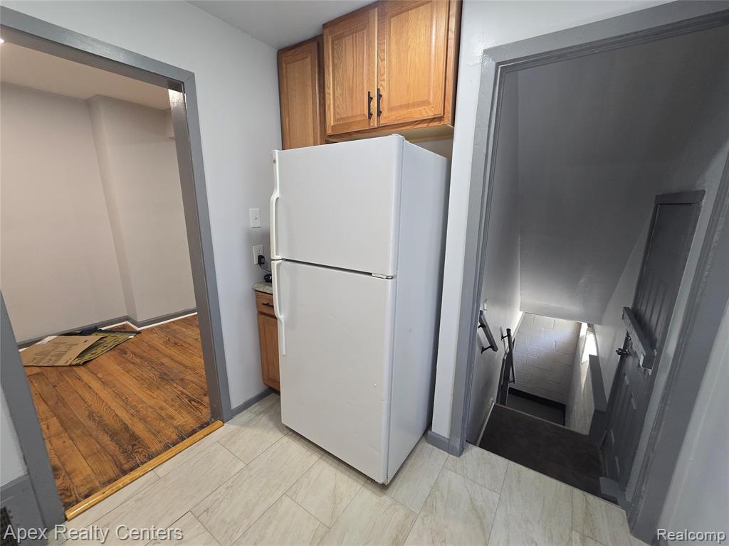 7671 - 7675 Evergreen Avenue Property Photo 23