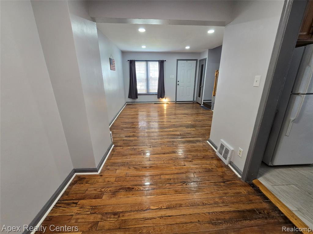 7671 - 7675 Evergreen Avenue Property Photo 25