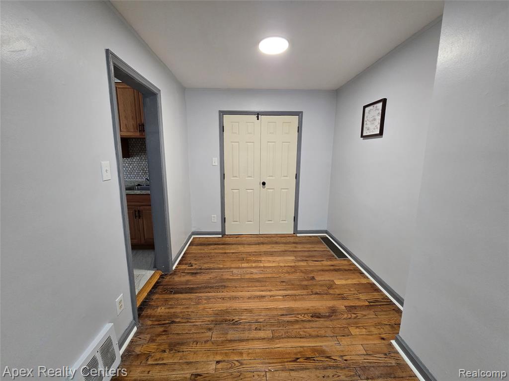 7671 - 7675 Evergreen Avenue Property Photo 30