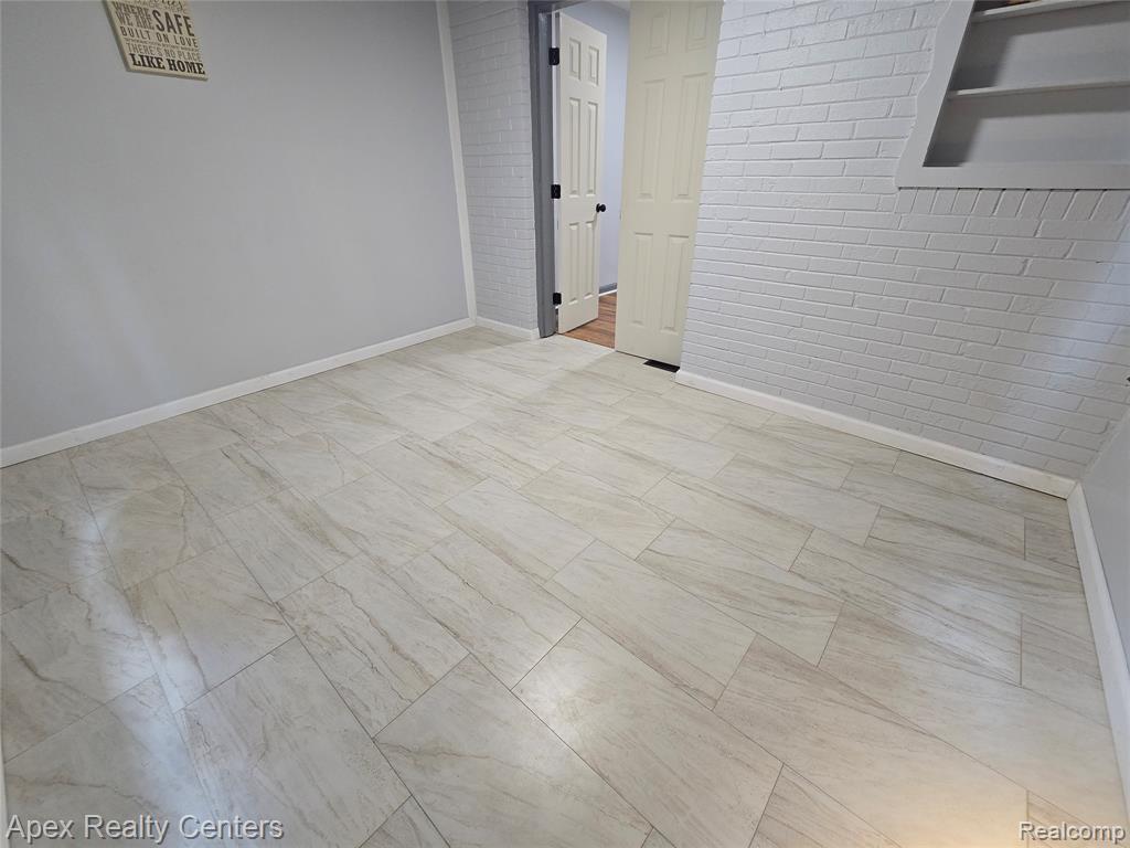 7671 - 7675 Evergreen Avenue Property Photo 33