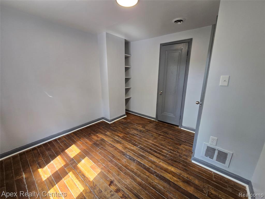 7671 - 7675 Evergreen Avenue Property Photo 41