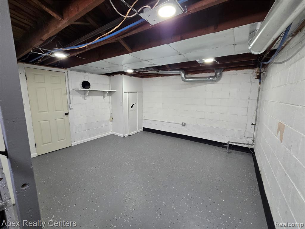 7671 - 7675 Evergreen Avenue Property Photo 51