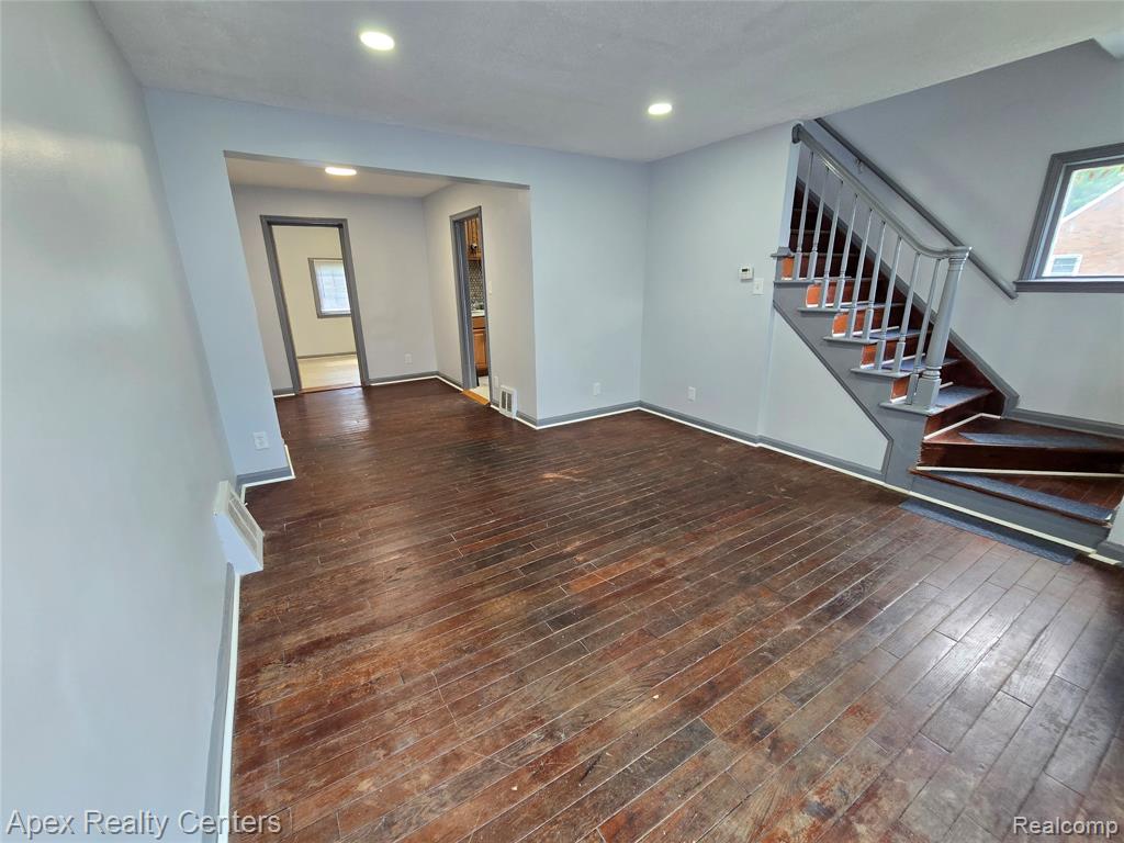 7671 - 7675 Evergreen Avenue Property Photo 56