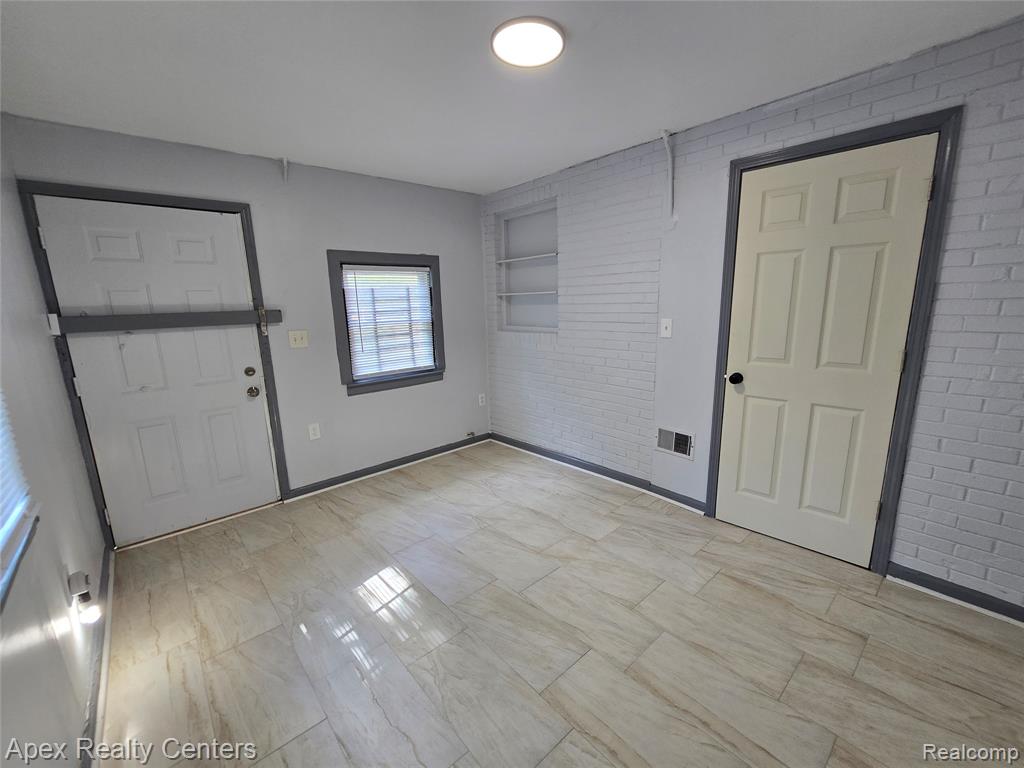 7671 - 7675 Evergreen Avenue Property Photo 62