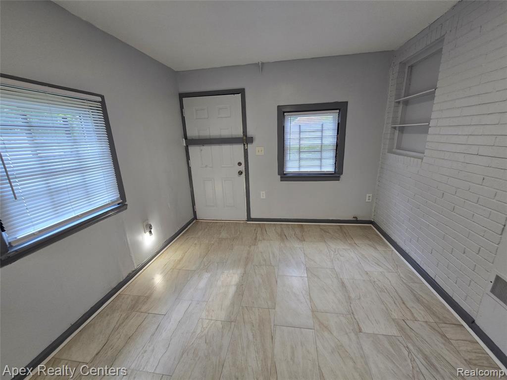 7671 - 7675 Evergreen Avenue Property Photo 63