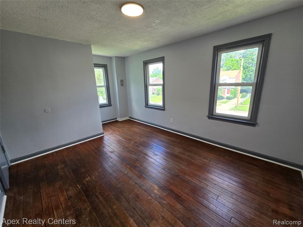 7671 - 7675 Evergreen Avenue Property Photo 76