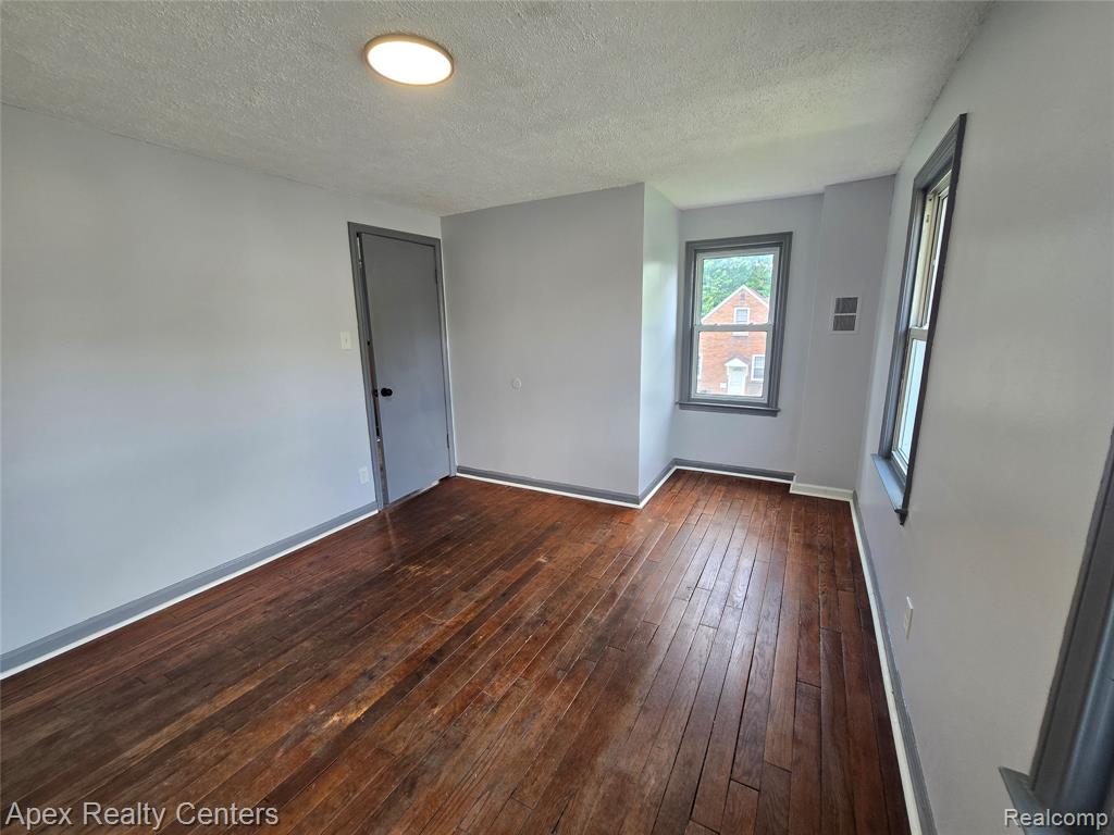 7671 - 7675 Evergreen Avenue Property Photo 77