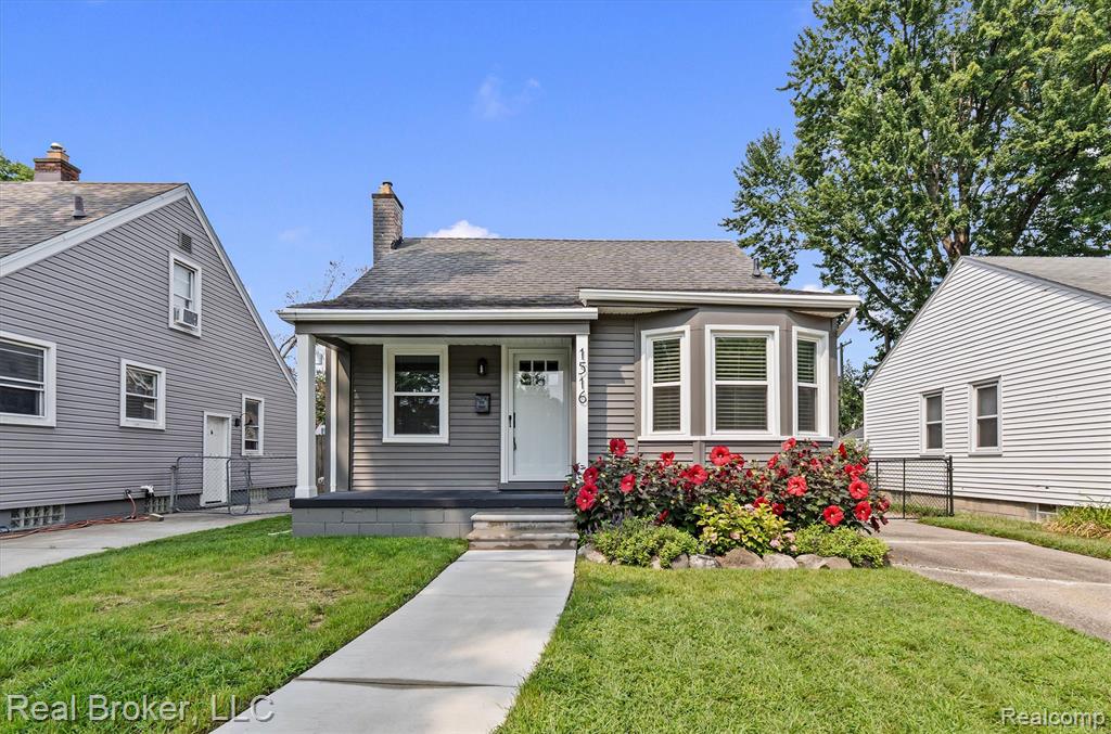 1516 Hoffman Avenue