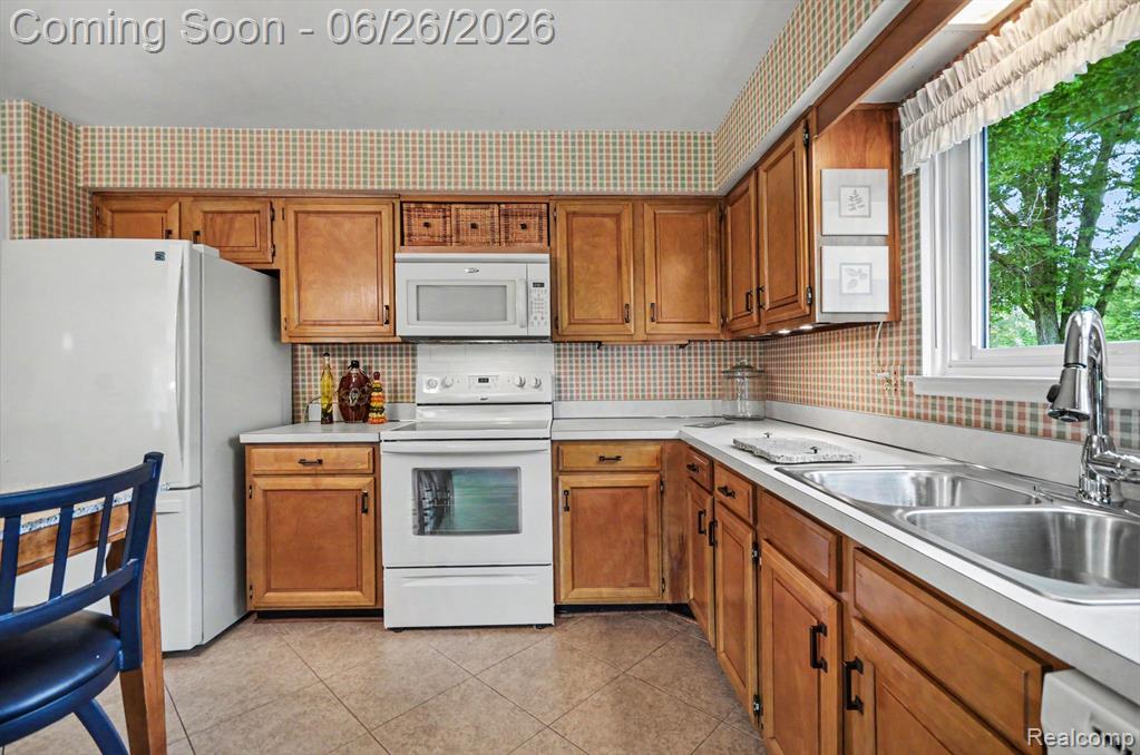 24474 Springbrook Drive Property Photo 17