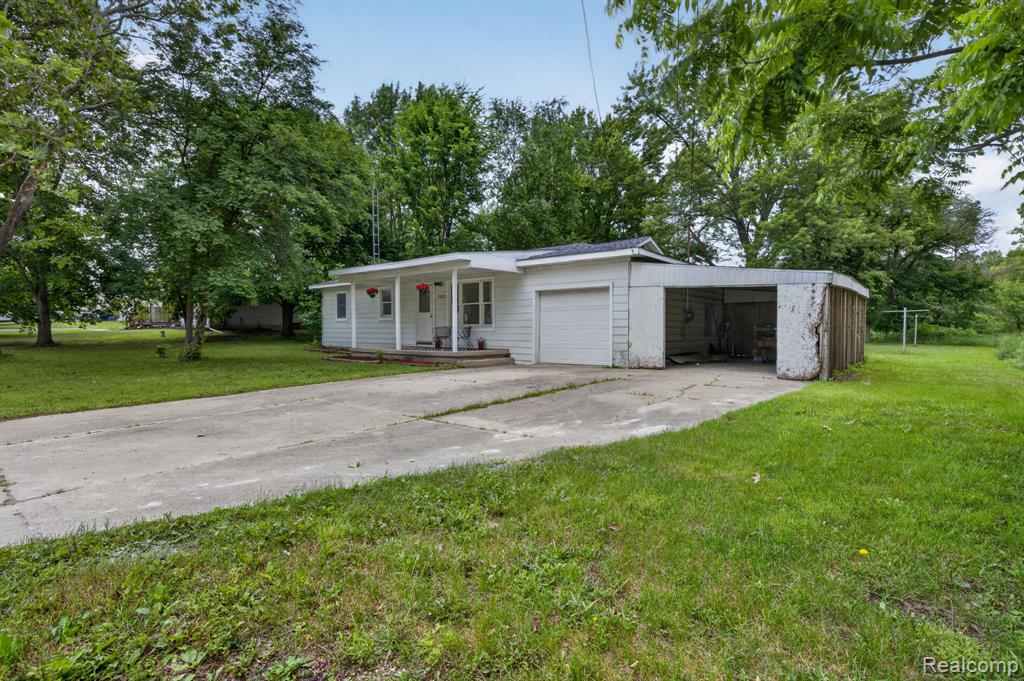 9288 Hilda Lane Property Photo 4