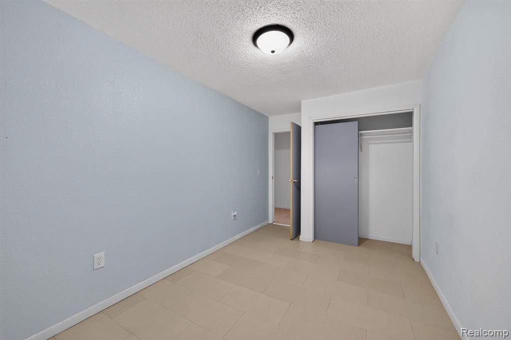 9288 Hilda Lane Property Photo 29