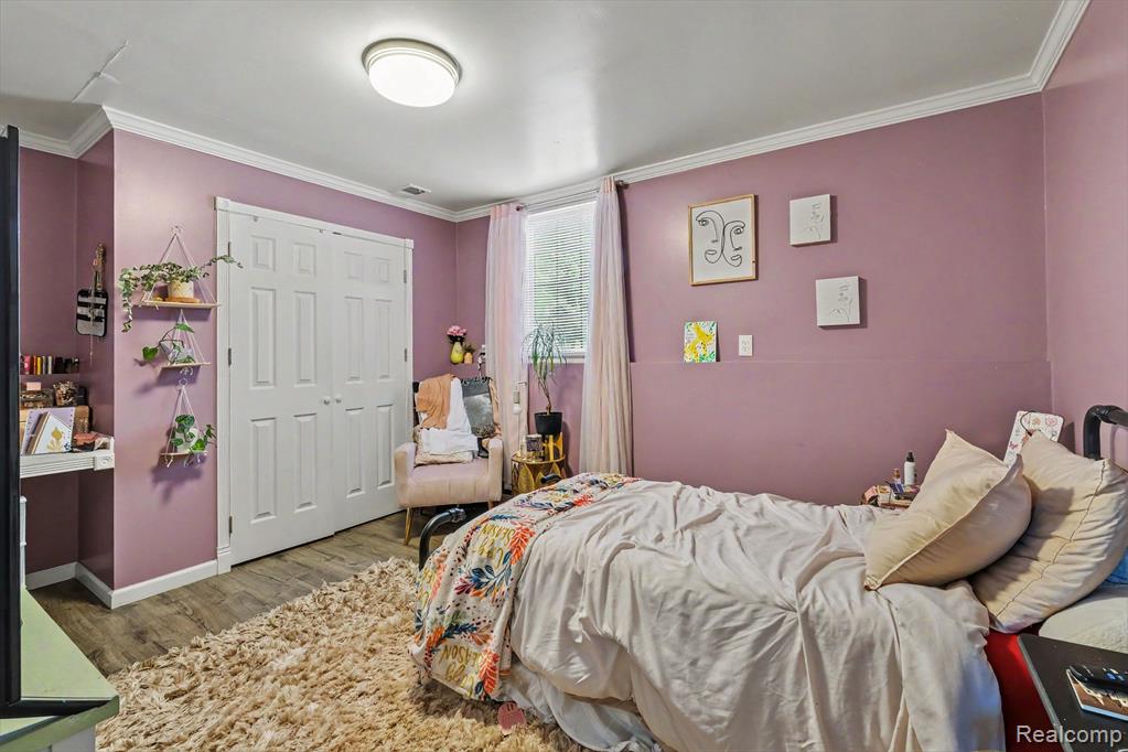 4251 E Maple Avenue Property Photo 25