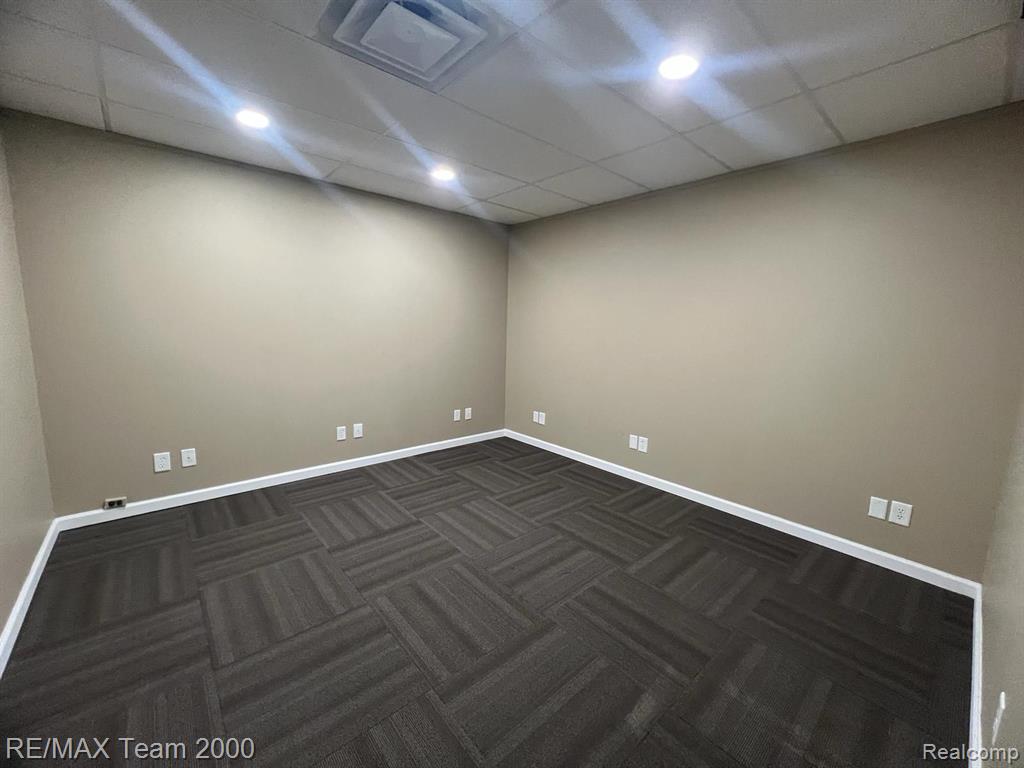 15706 Michigan Avenue Property Photo 12