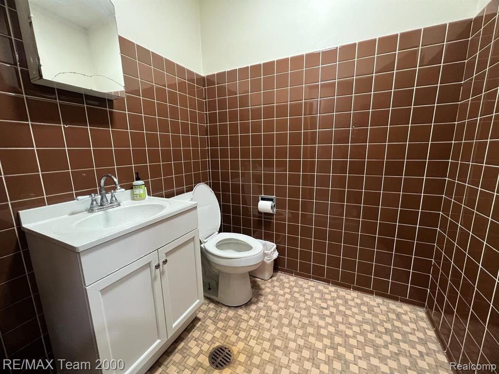 15706 Michigan Avenue Property Photo 26