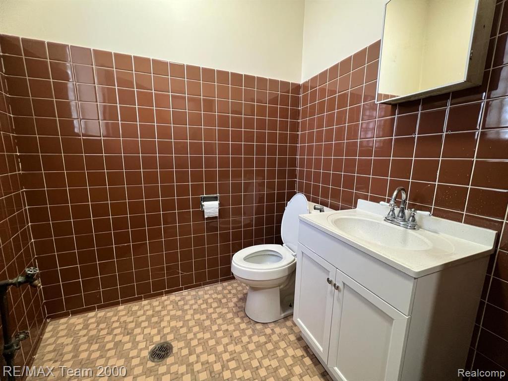 15706 Michigan Avenue Property Photo 27