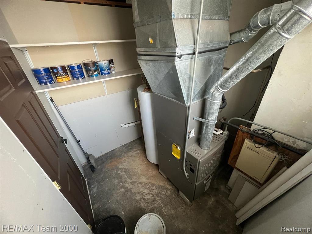 15706 Michigan Avenue Property Photo 28