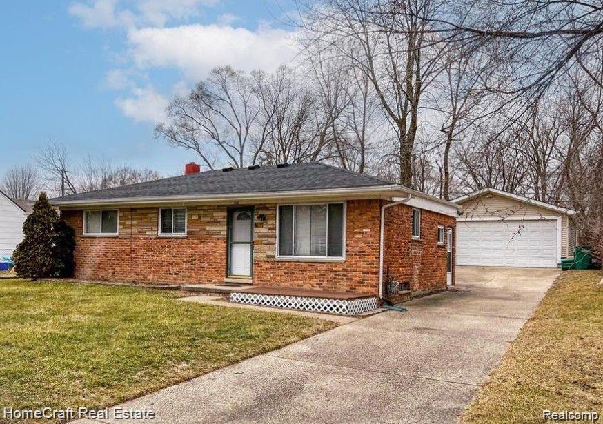 1233 Davis St Property Photo 1