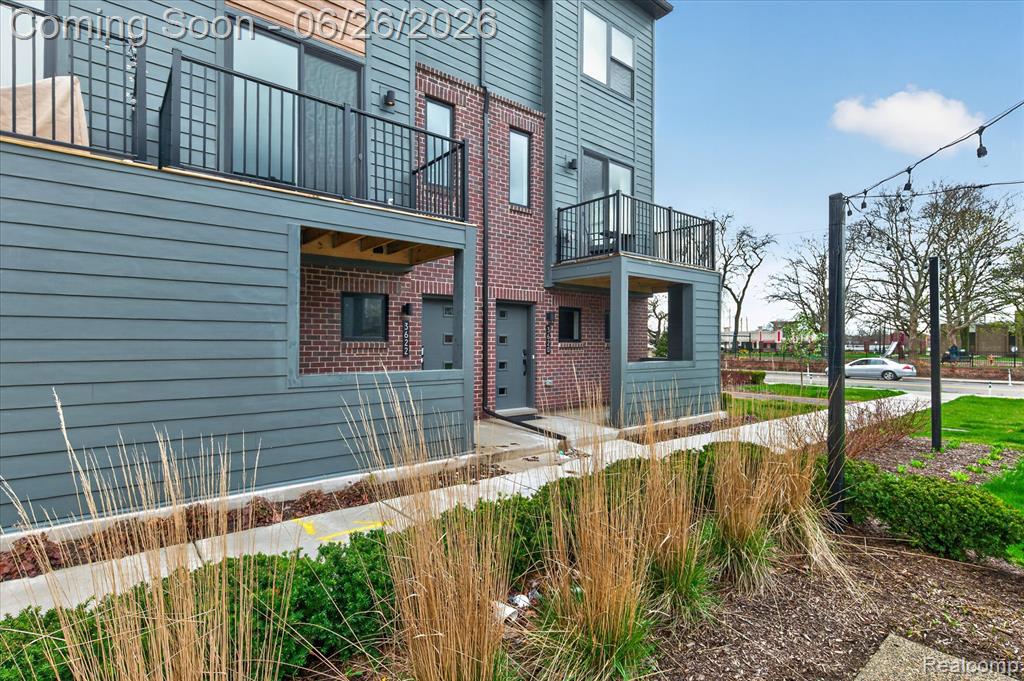 3622 Trumbull Property Photo 1