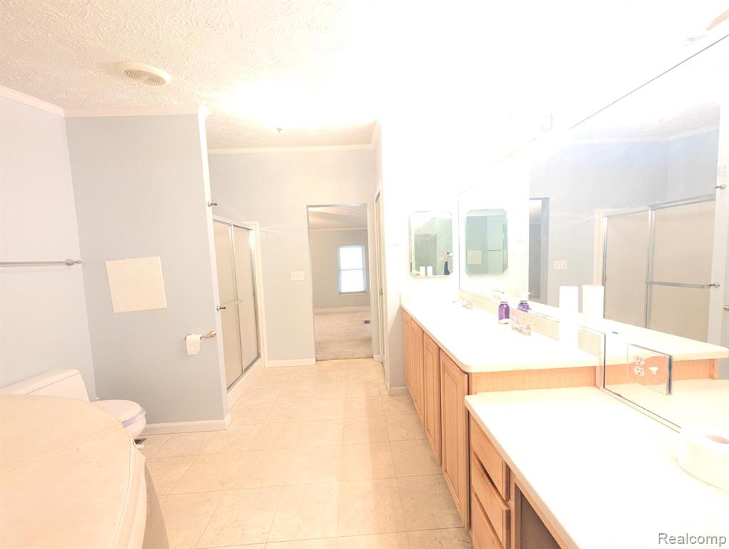 9 Brookfield Property Photo 9