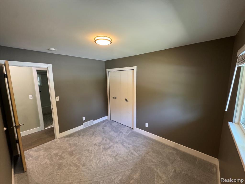 1103 Ravenwood Street Property Photo 15