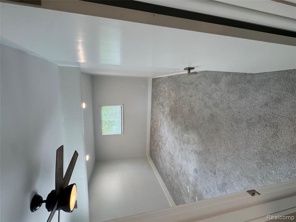 1103 Ravenwood Street Property Photo 18
