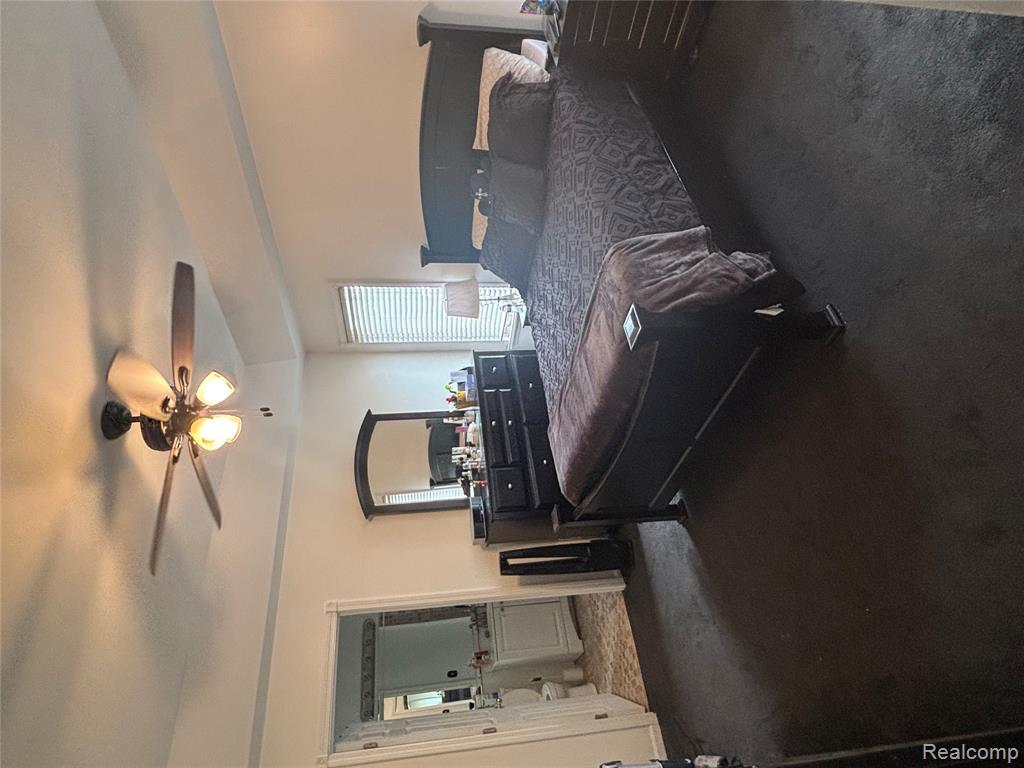 7129 Parkridge Parkway Property Photo 13