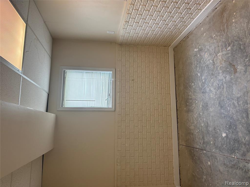 7129 Parkridge Parkway Property Photo 23
