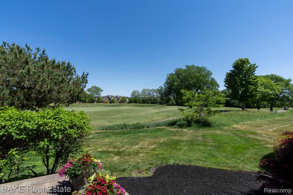 15396 Bay Hill Drive Property Photo 10