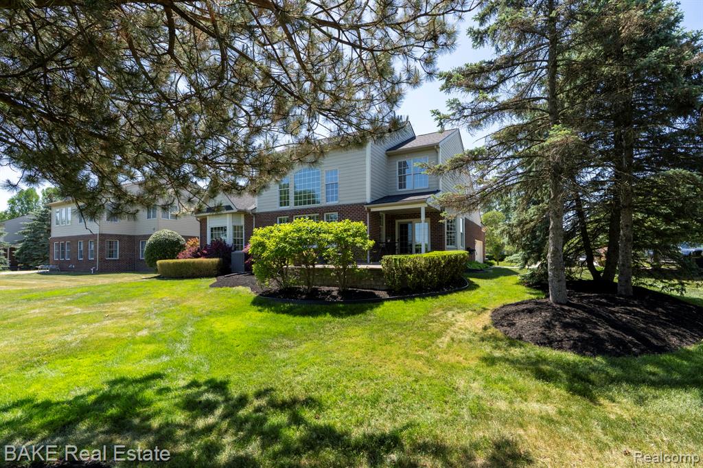 15396 Bay Hill Drive Property Photo 13