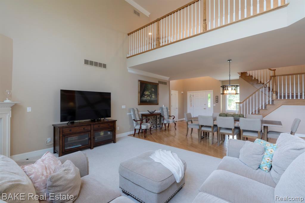 15396 Bay Hill Drive Property Photo 20