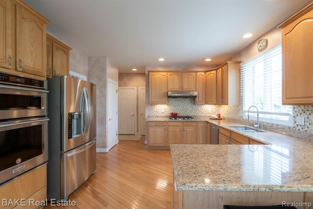 15396 Bay Hill Drive Property Photo 24