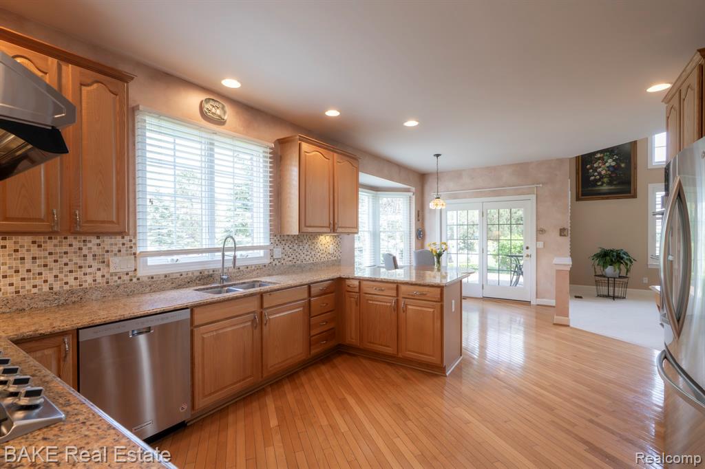 15396 Bay Hill Drive Property Photo 27