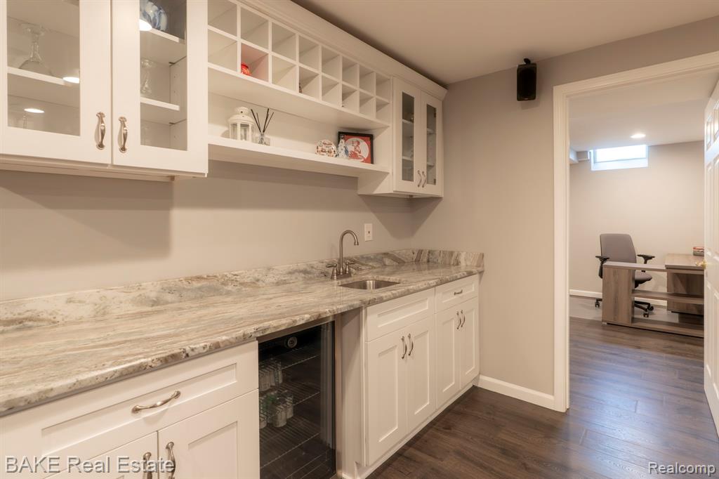 15396 Bay Hill Drive Property Photo 46