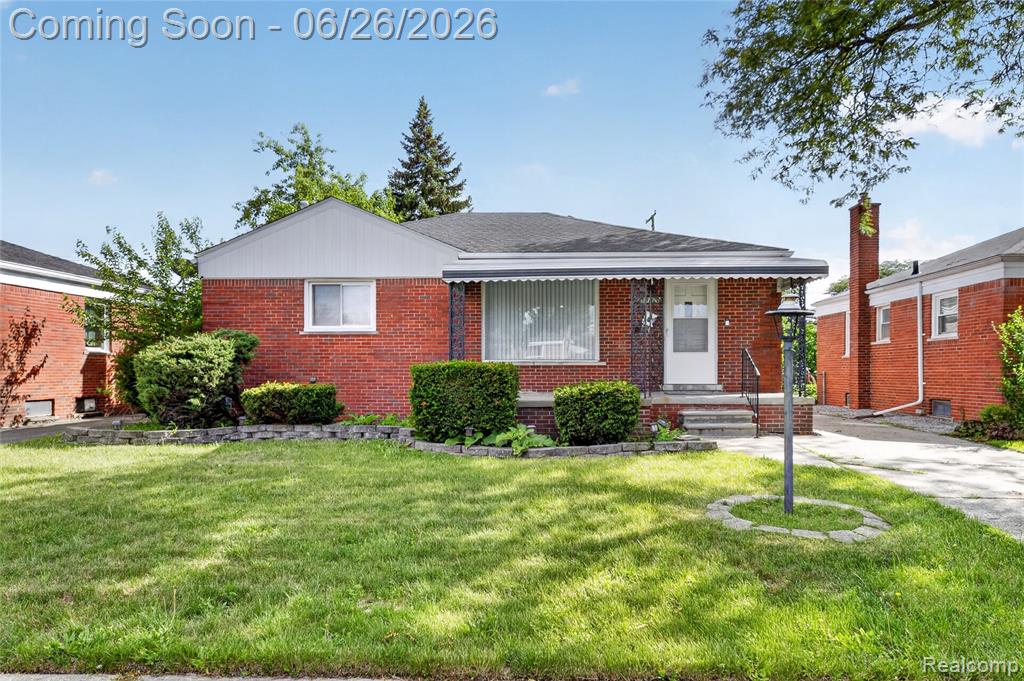 18270 Ash Avenue Property Photo 1