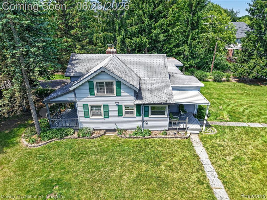 46800 W 11 Mile Road Property Photo 4