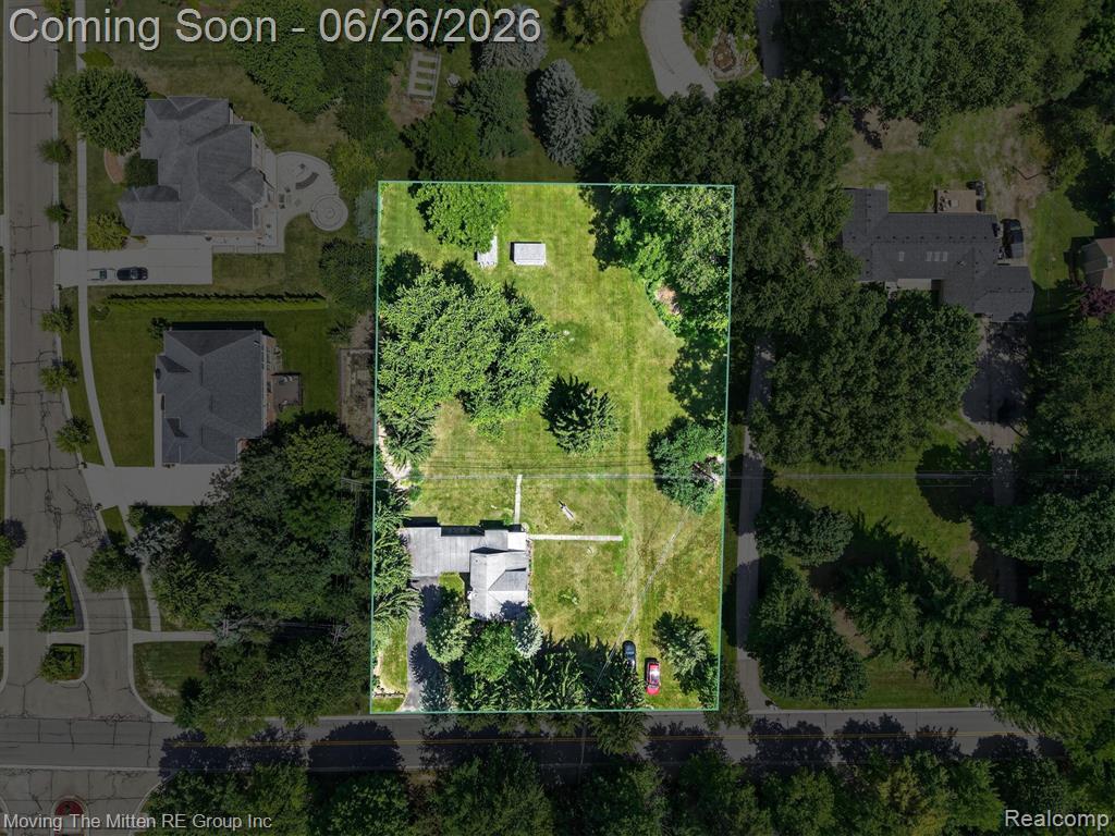 46800 W 11 Mile Road Property Photo 5