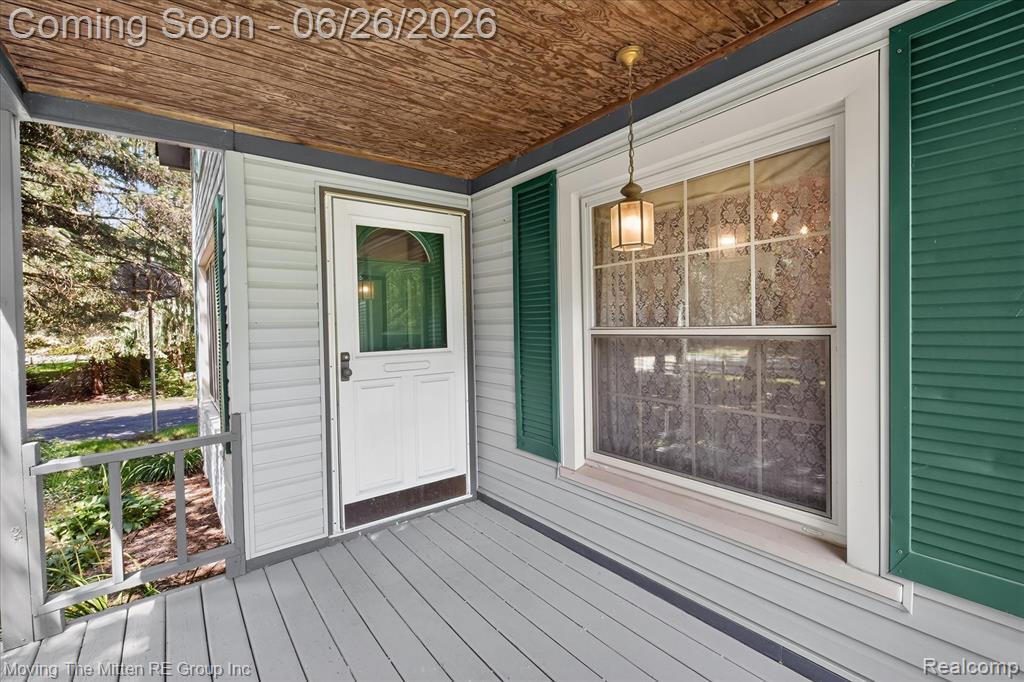 46800 W 11 Mile Road Property Photo 6
