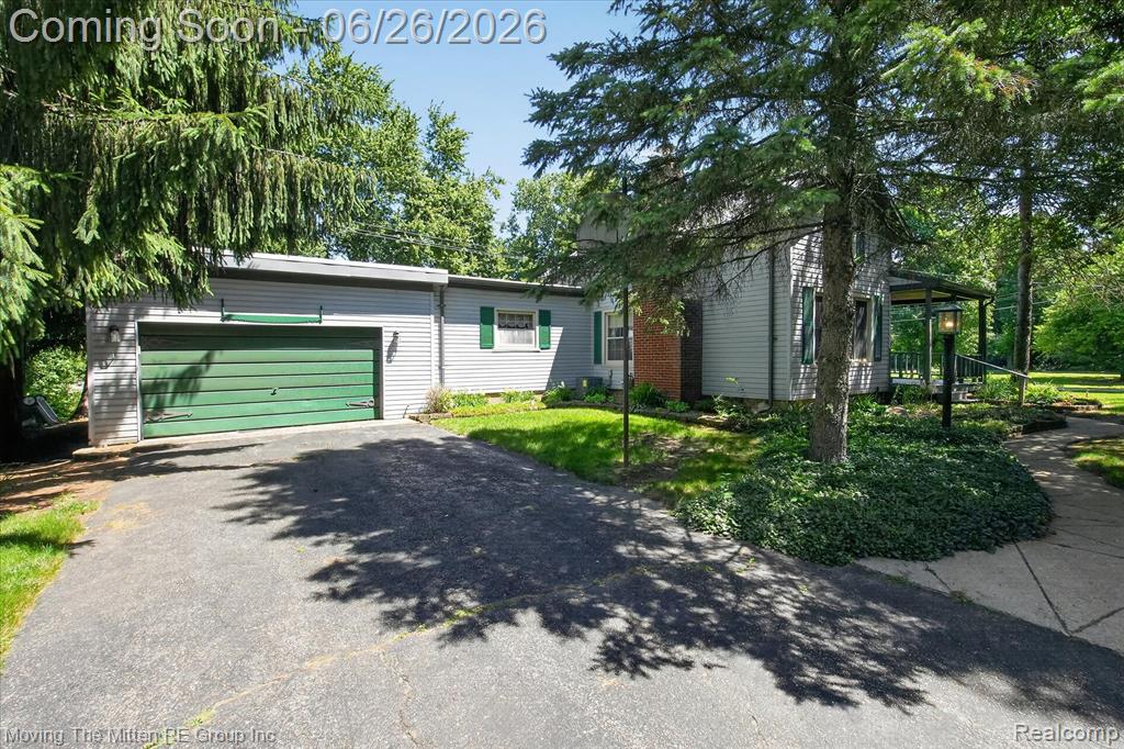 46800 W 11 Mile Road Property Photo 40