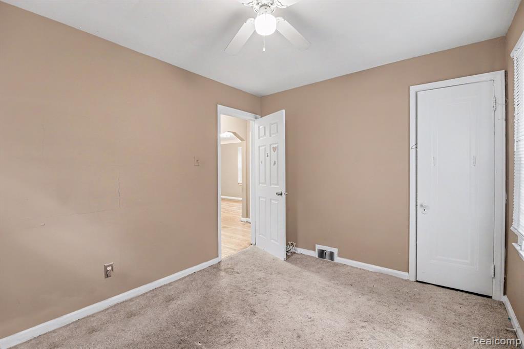 17333 Mansfield Street Property Photo 17