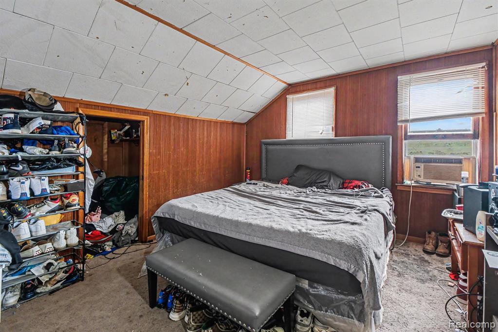 17333 Mansfield Street Property Photo 19