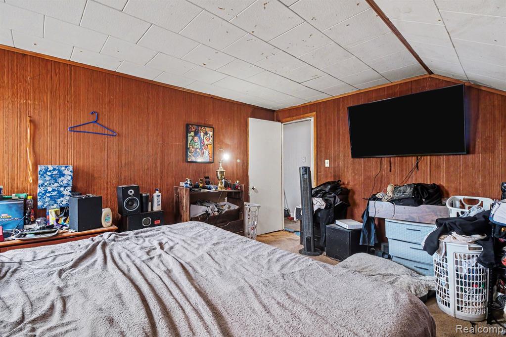 17333 Mansfield Street Property Photo 20