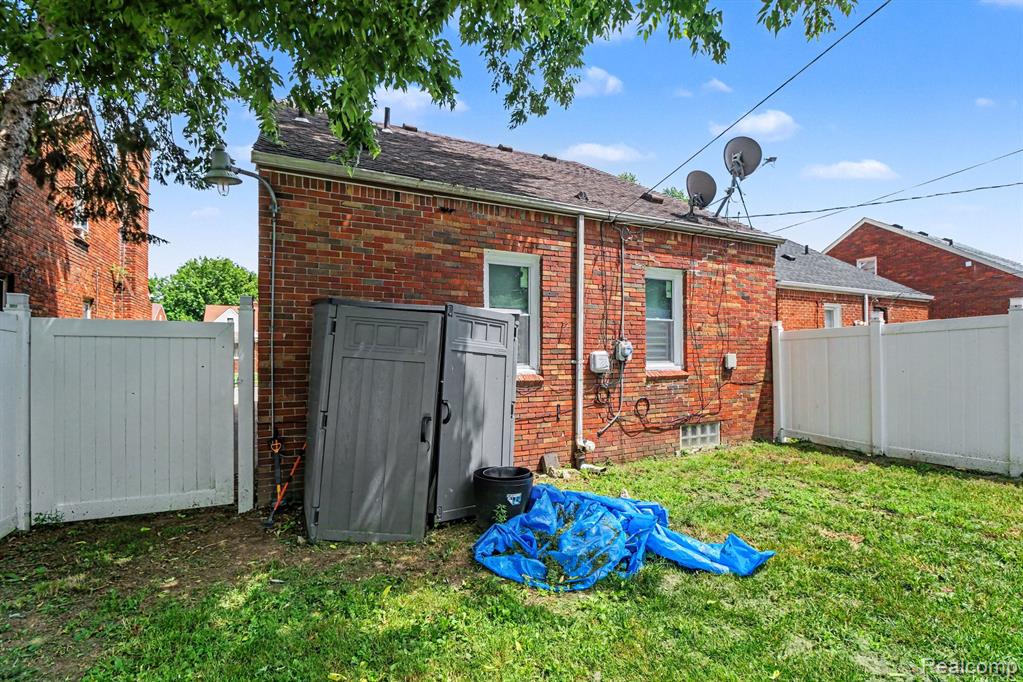17333 Mansfield Street Property Photo 32