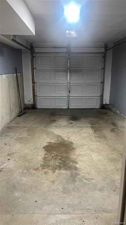 14303 Vauxhall Drive Property Photo 34