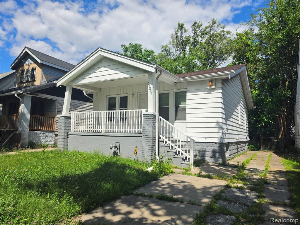18608 Greeley Street Property Photo 1